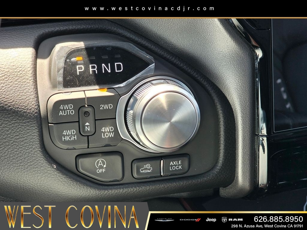 New 2026 Diamond Black Crystal Pearl-Coat Exterior Paint RAM Rebel image 17