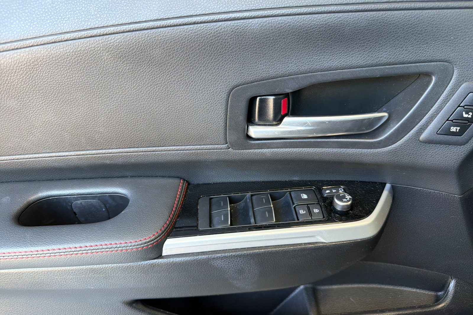 Used 2025 Silver Toyota XSE image 8