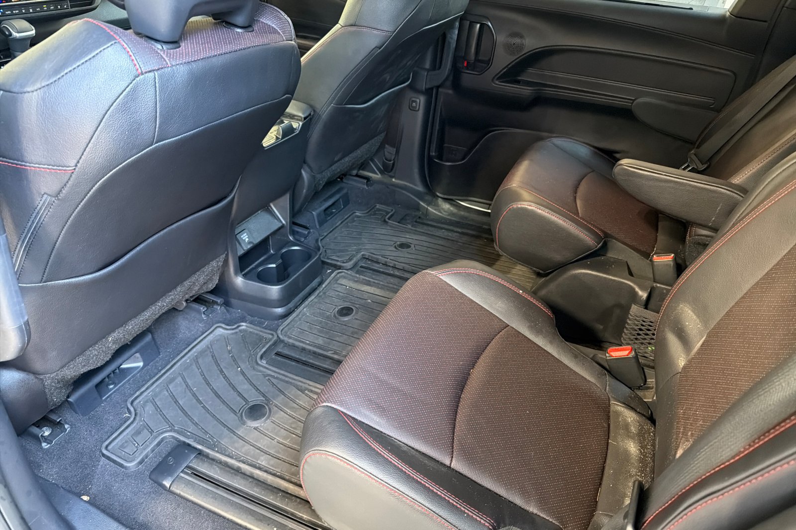 Used 2025 Silver Toyota XSE image 9