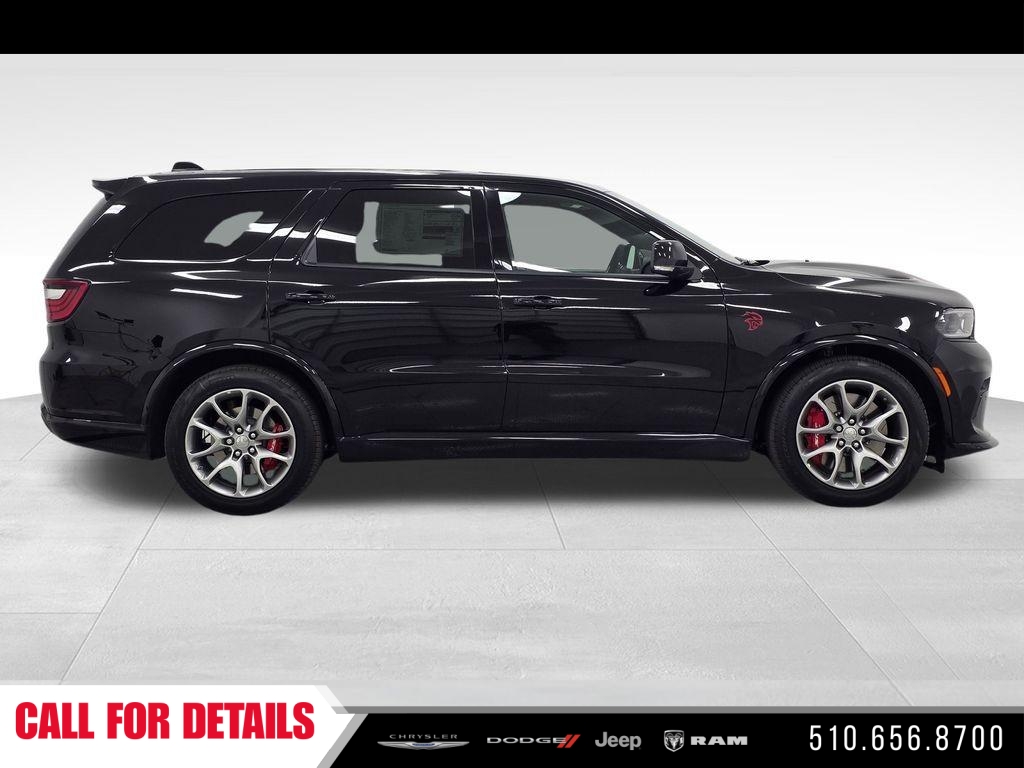 New 2026 Diamond Black Clear-Coat Exterior Paint Dodge SRT Hellcat image 4