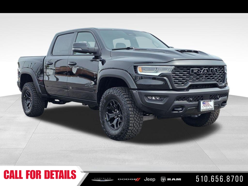 New 2026 Diamond Black Crystal Pearl-Coat Exterior Paint RAM RHO image 3