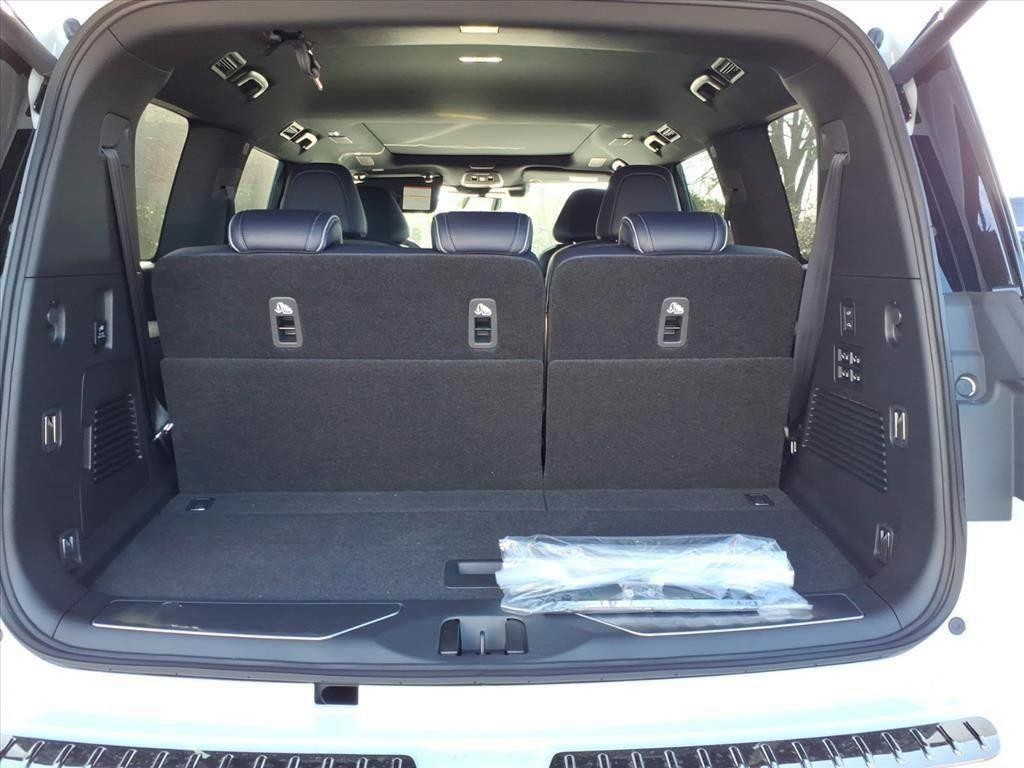 New 2026 RADIANT WHITE INFINITI Sport 4WD image 45