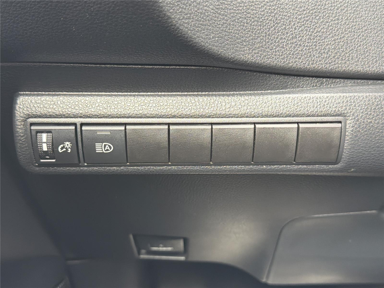 2023 Toyota Corolla XSE - Photo 24