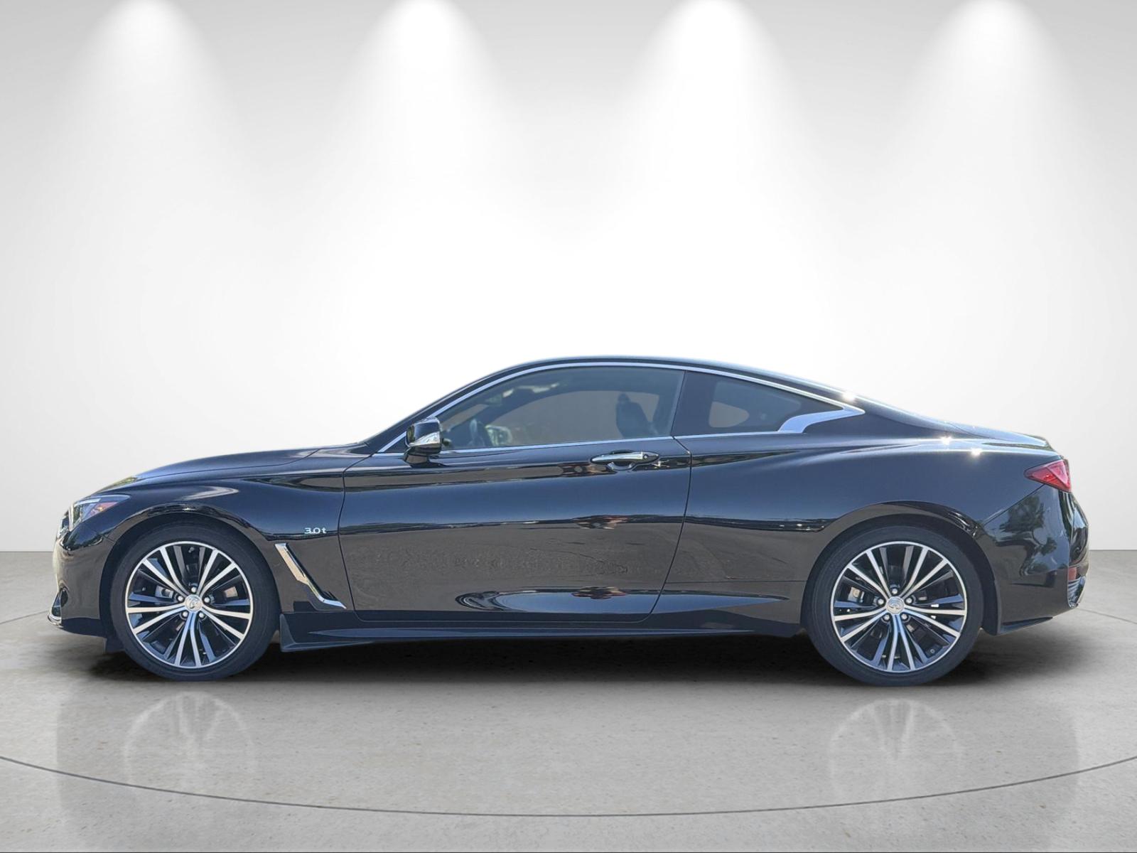 Used 2019 Black Obsidian INFINITI 3.0t LUXE image 2