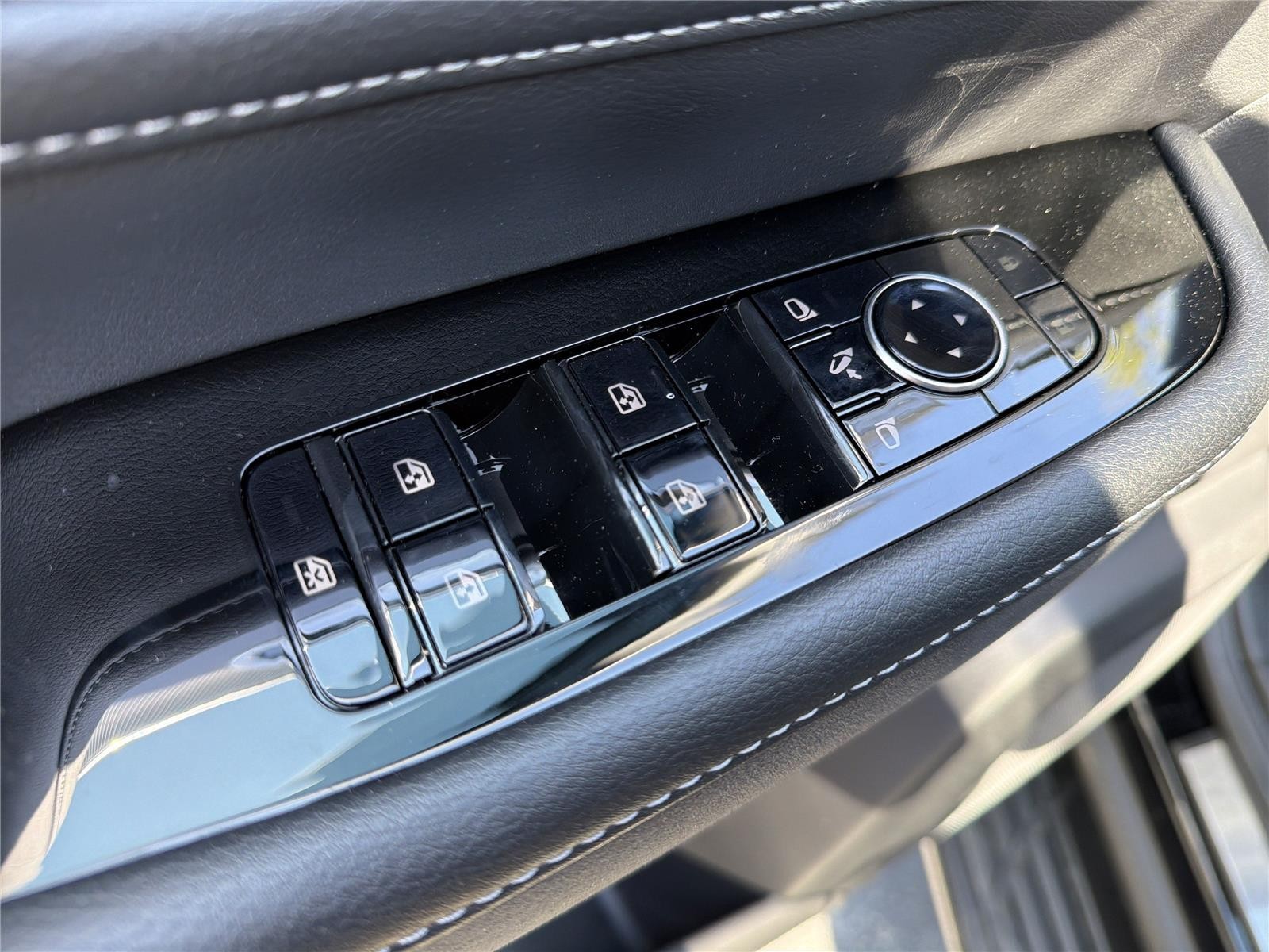 New 2026 BLACK OBSIDIAN INFINITI Luxe 4WD image 20