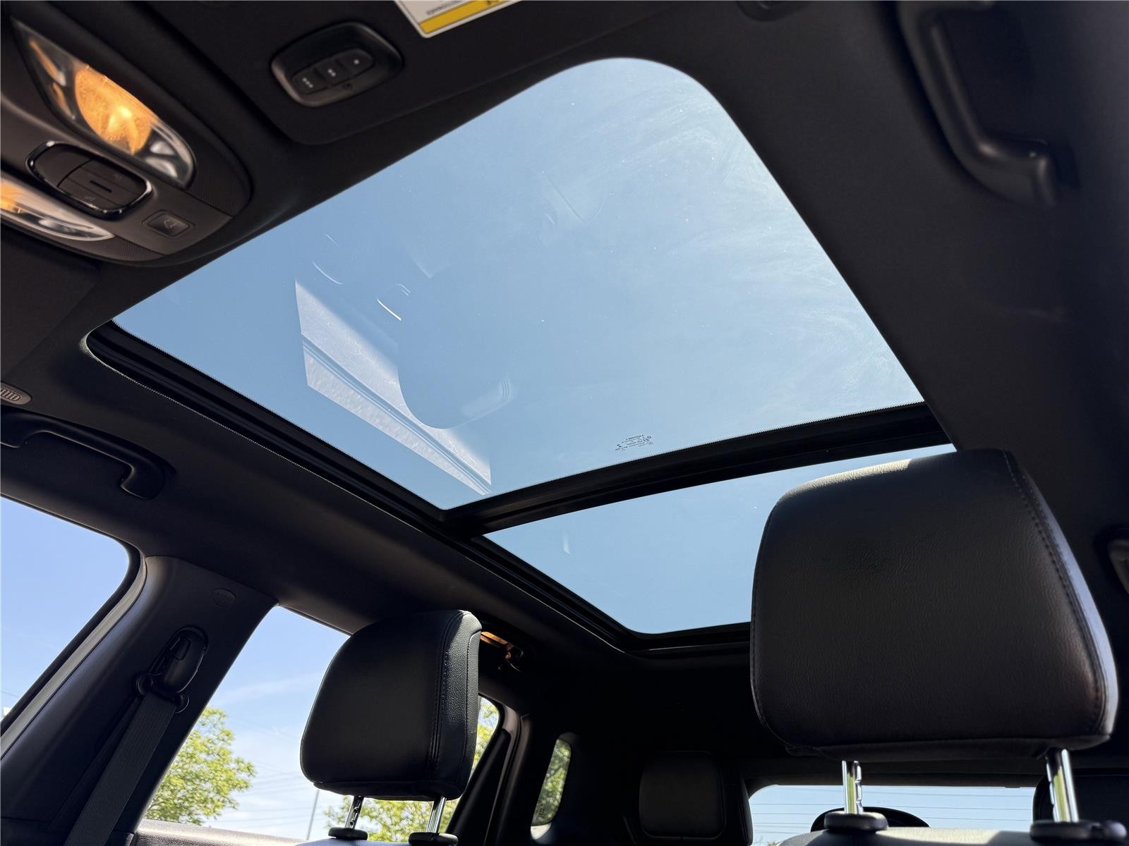 Used 2022 Bright White Clearcoat Jeep High Altitude image 11