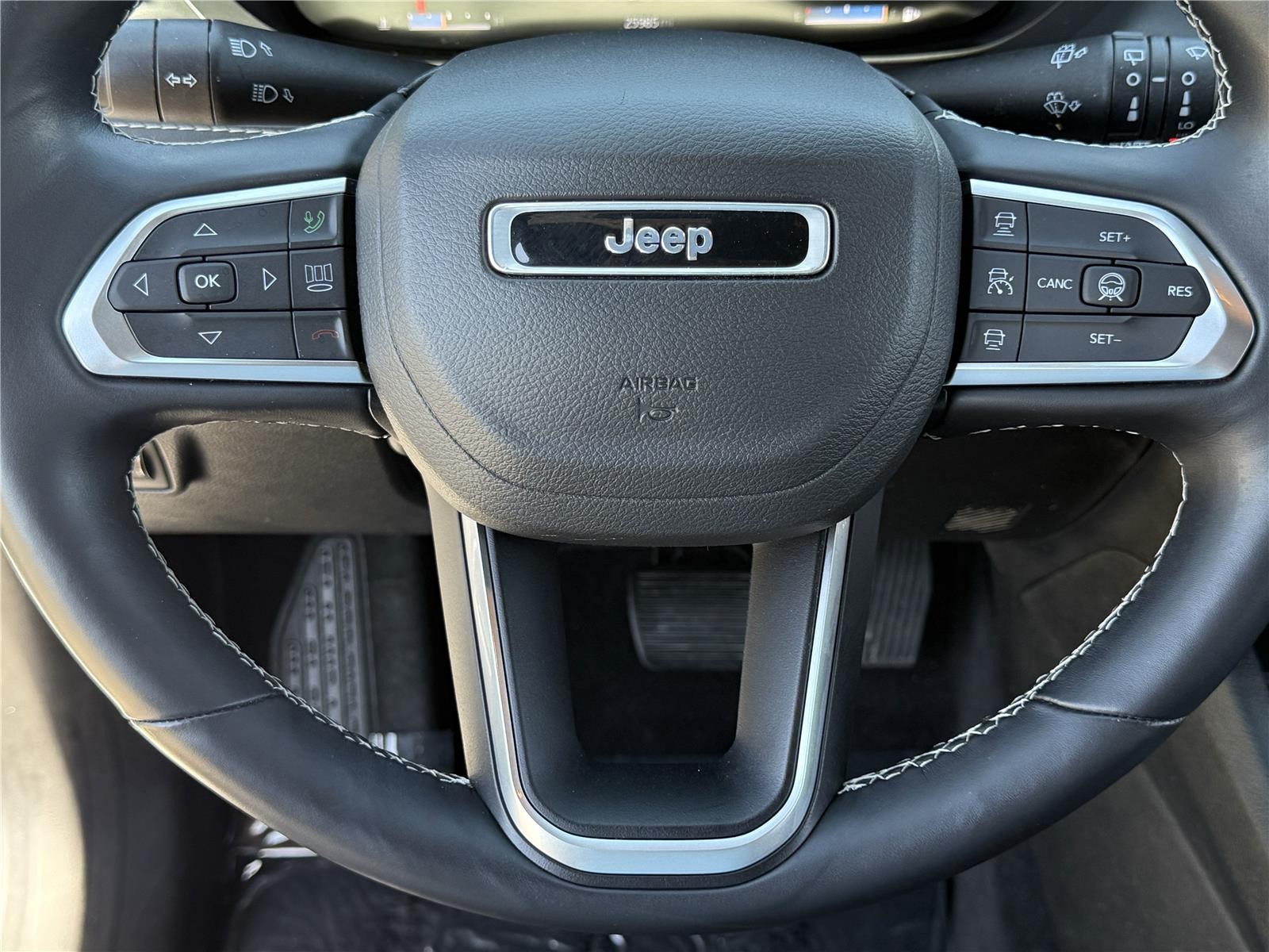Used 2022 Bright White Clearcoat Jeep High Altitude image 17