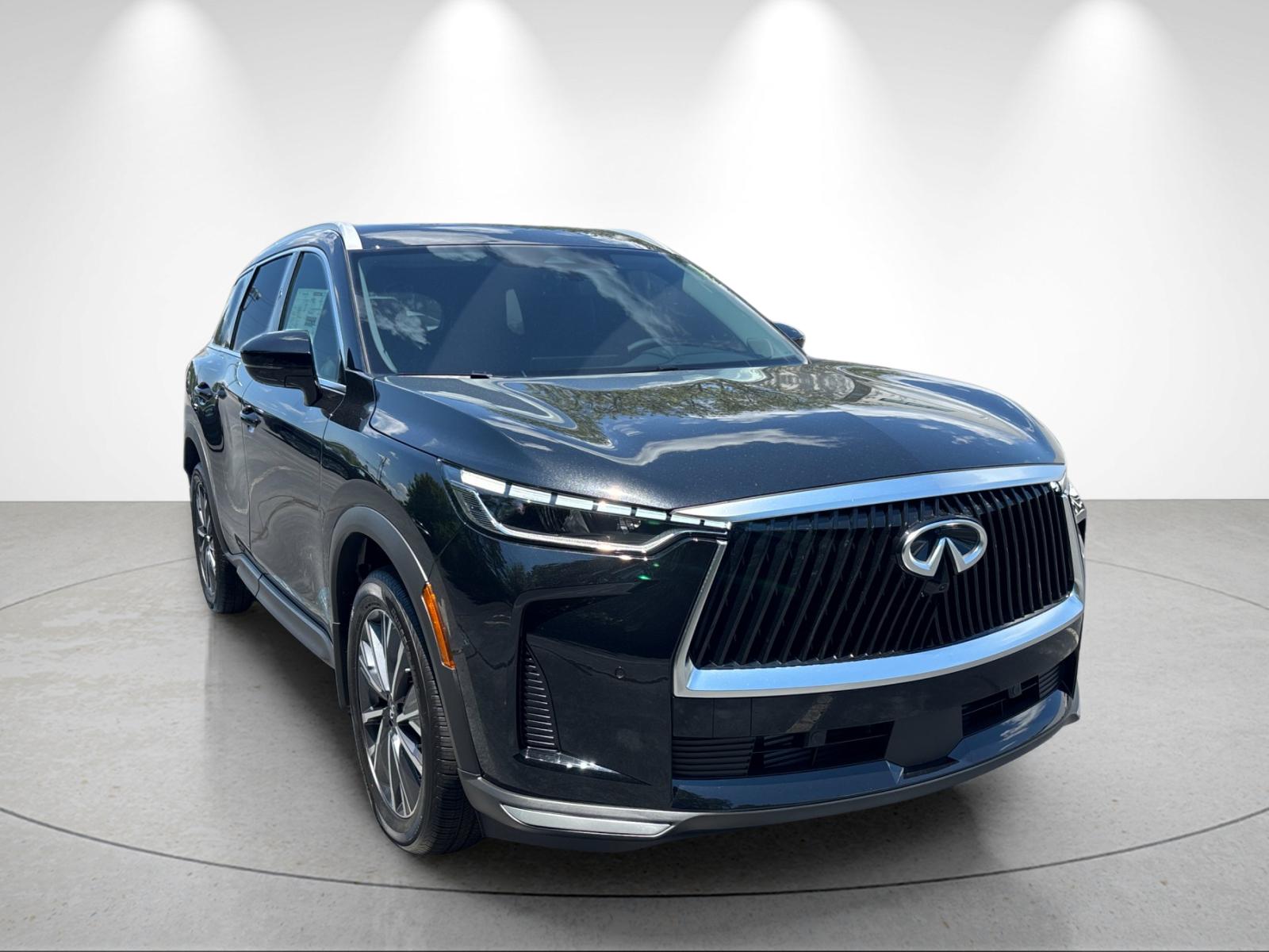 New 2027 MINERAL BLACK INFINITI Luxe FWD image 7