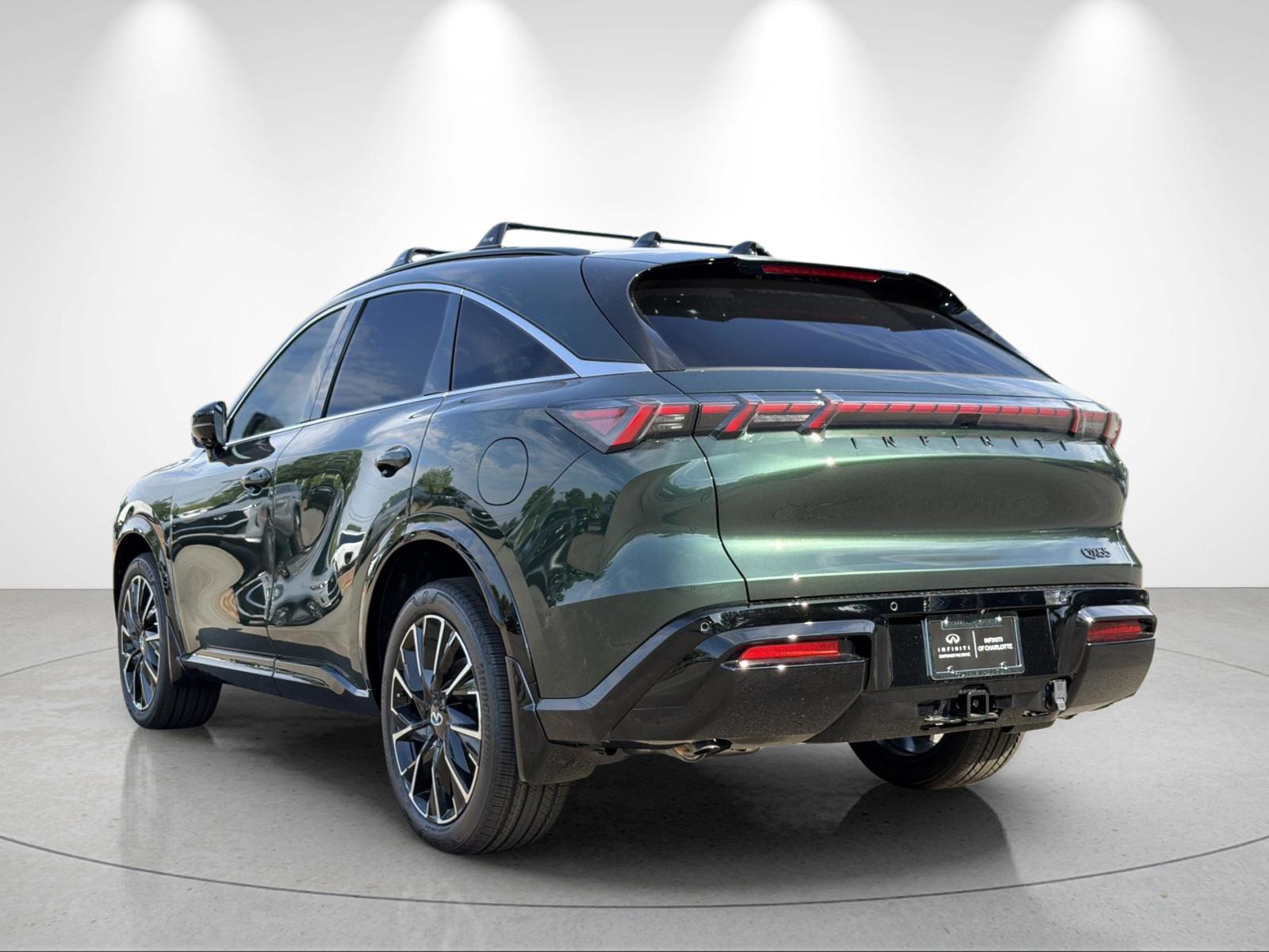 New 2027 DEEP EMERALD INFINITI Autograph AWD image 3