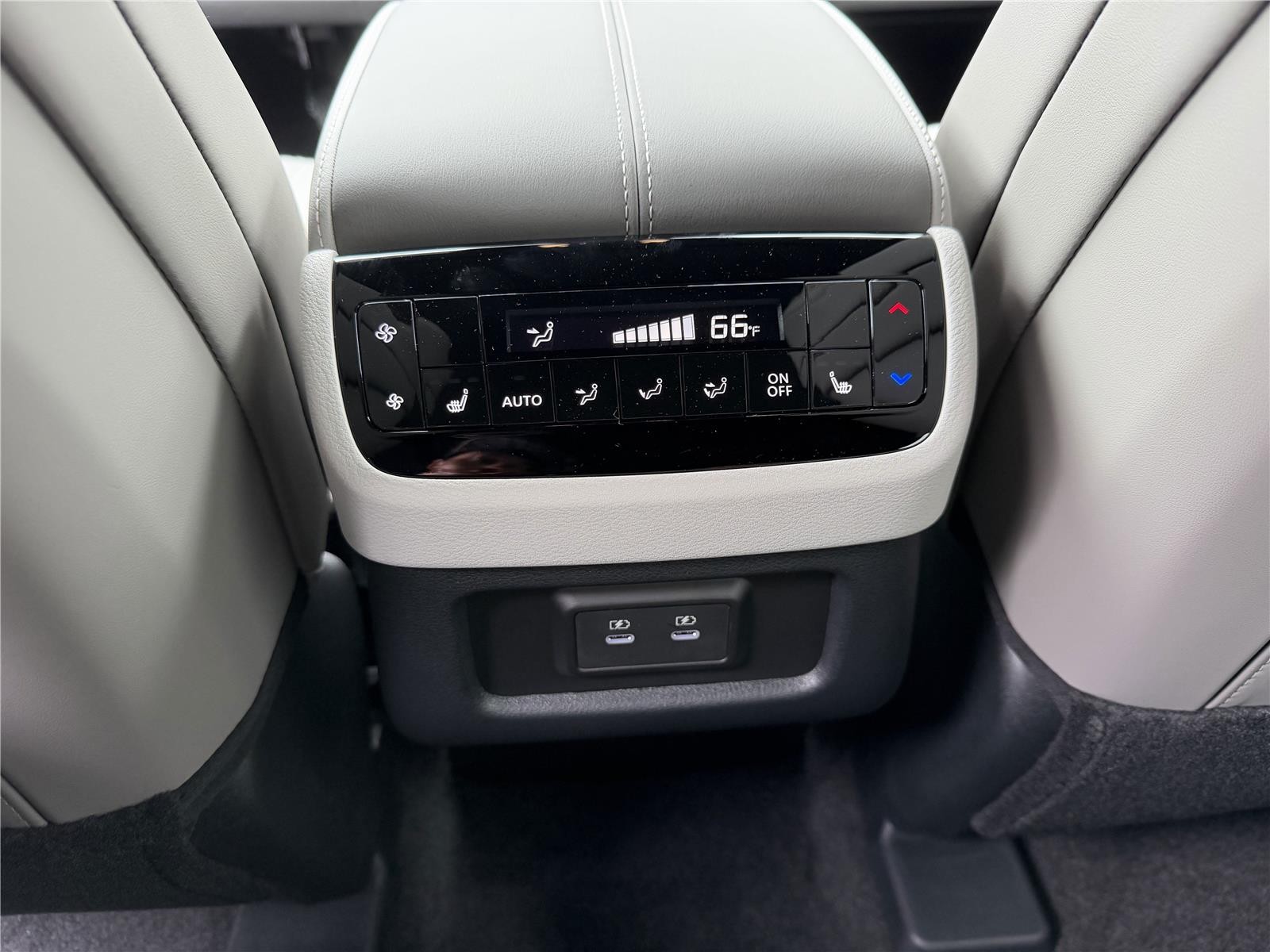 New 2027 GRAND BLUE INFINITI Autograph AWD image 28