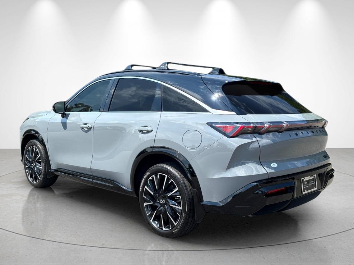 New 2027 2T HRBR GRAY INFINITI Autograph AWD image 3