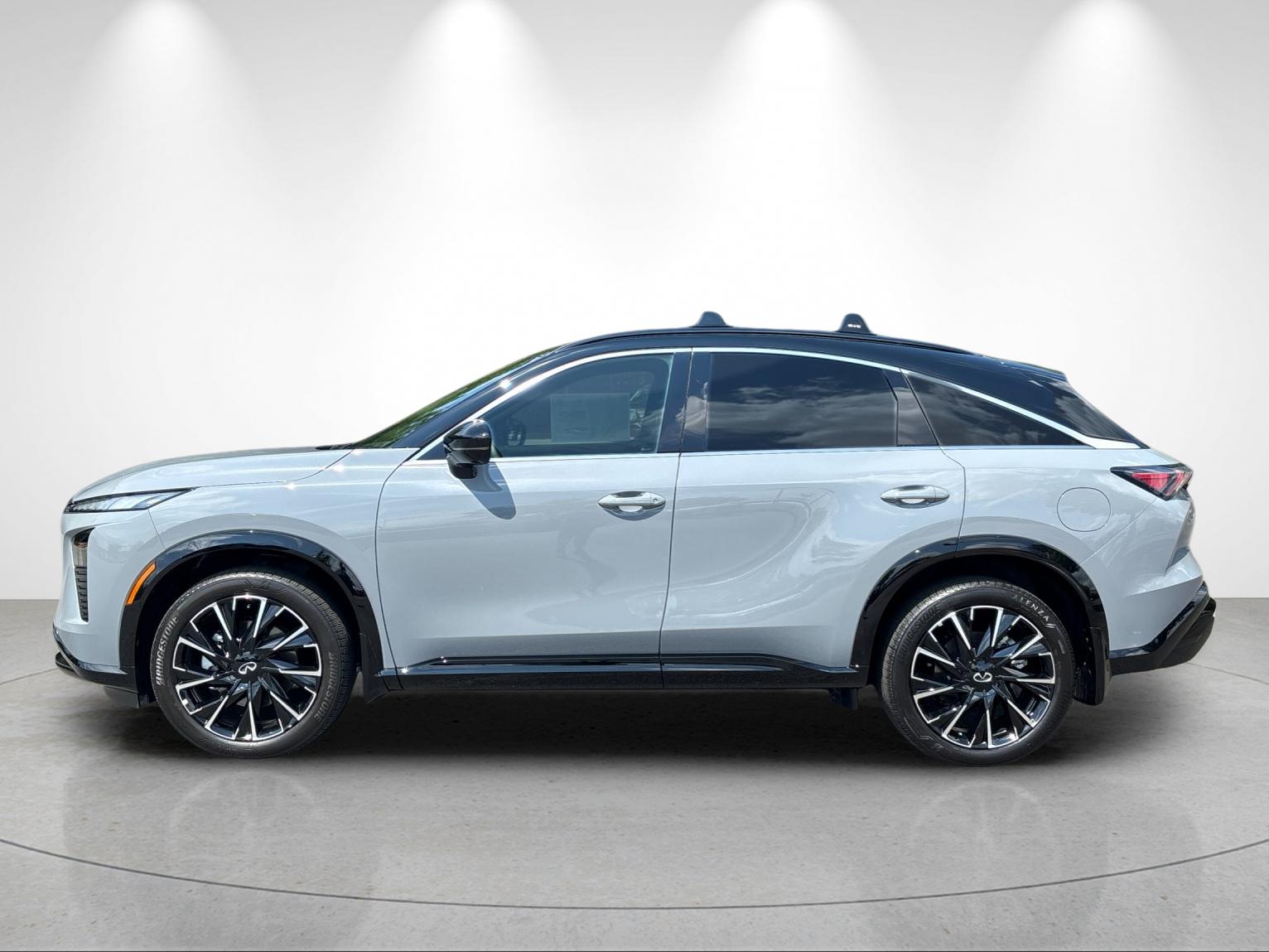 New 2027 2T HRBR GRAY INFINITI Autograph AWD image 2