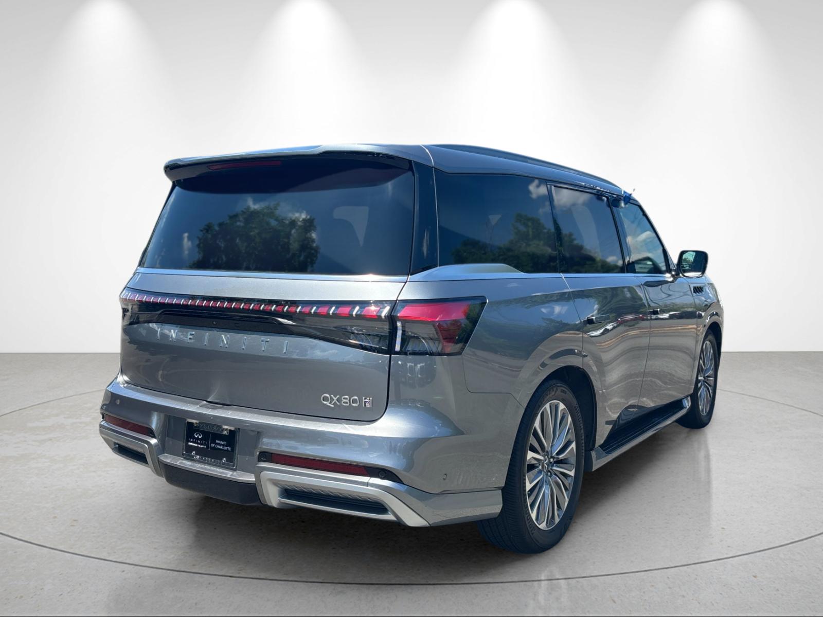 Certified Used 2025 Dynamic Metal INFINITI SENSORY image 5