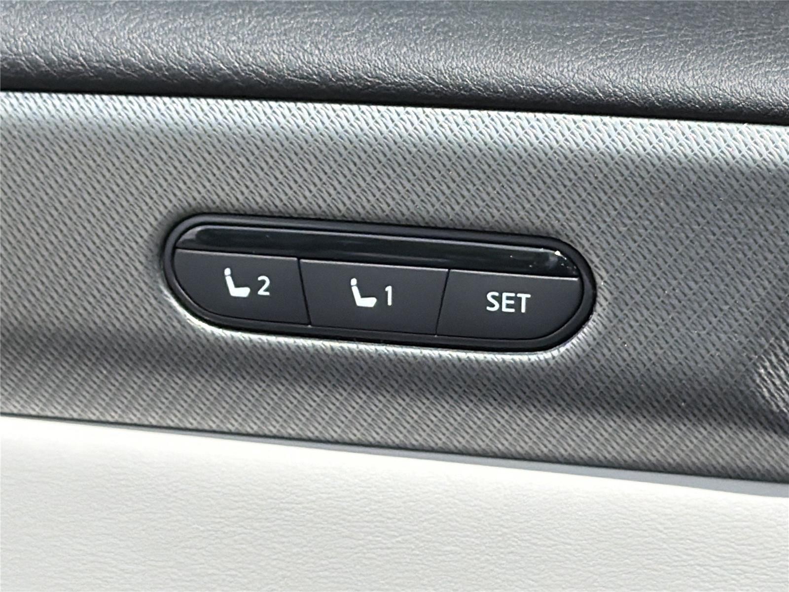 New 2027 MINERAL BLACK INFINITI Luxe FWD image 21