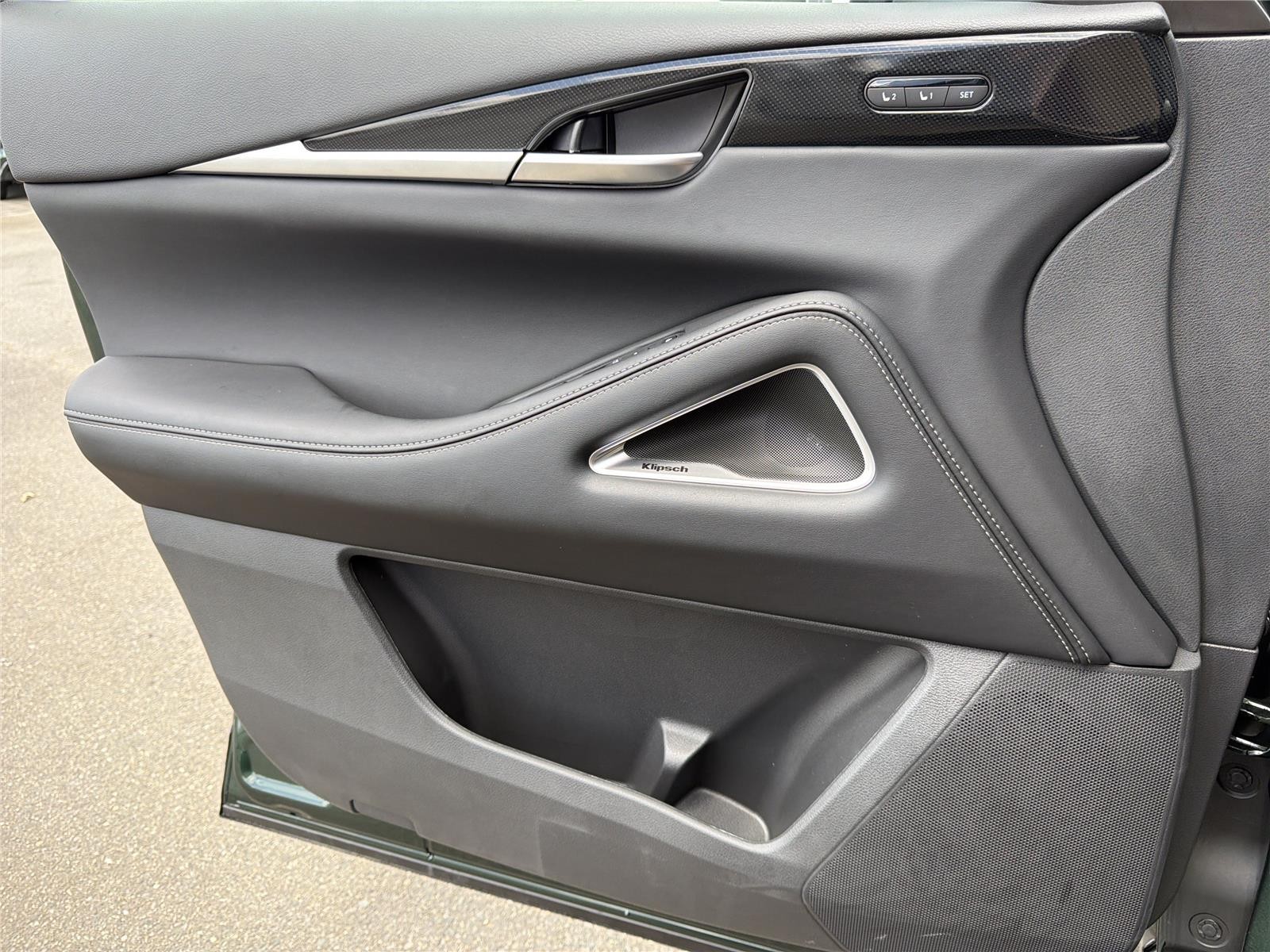 New 2027 DAT/DEEP EMERA INFINITI SPORT image 21