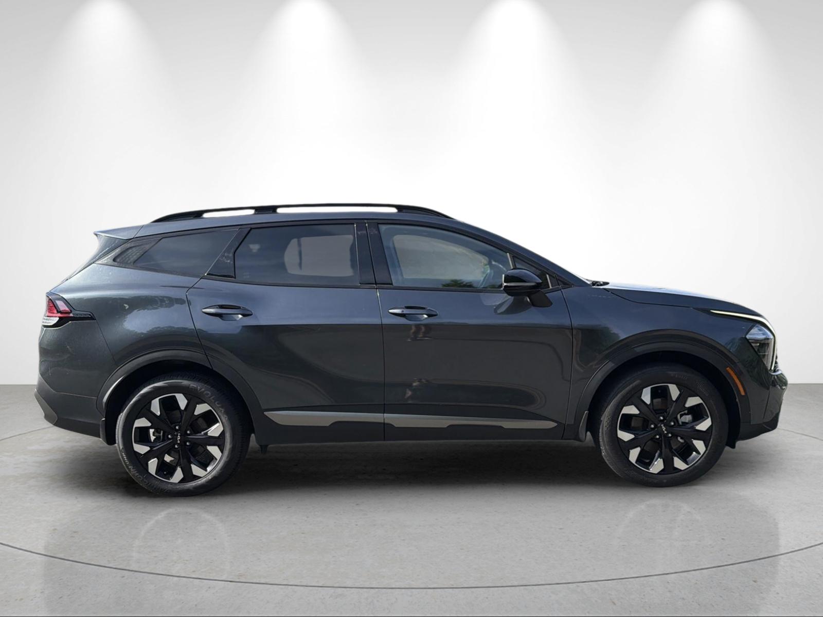 Used 2023 Gravity Gray Kia X-Line image 6
