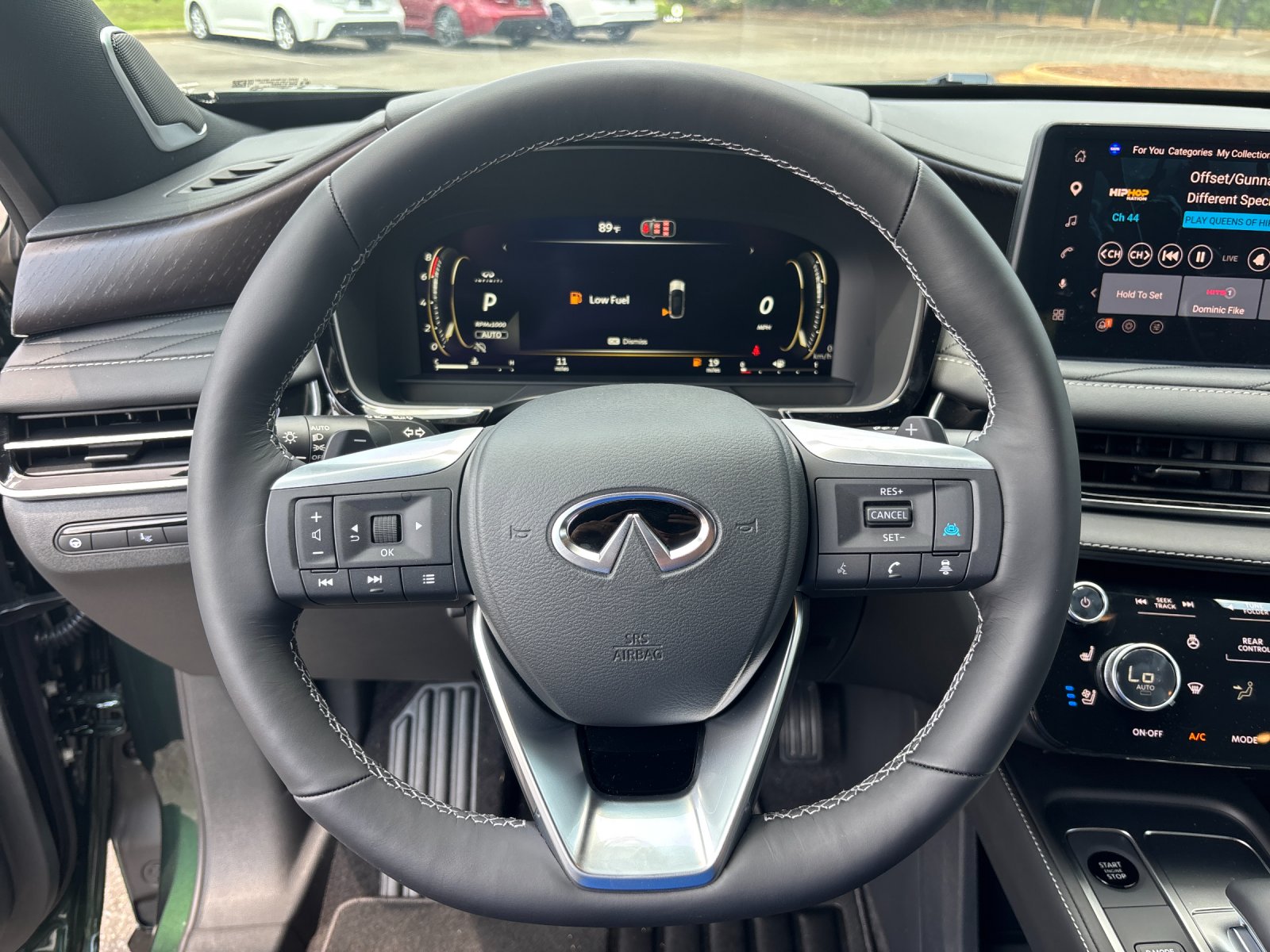 New 2027 DEEP EMERALD INFINITI Autograph AWD image 18