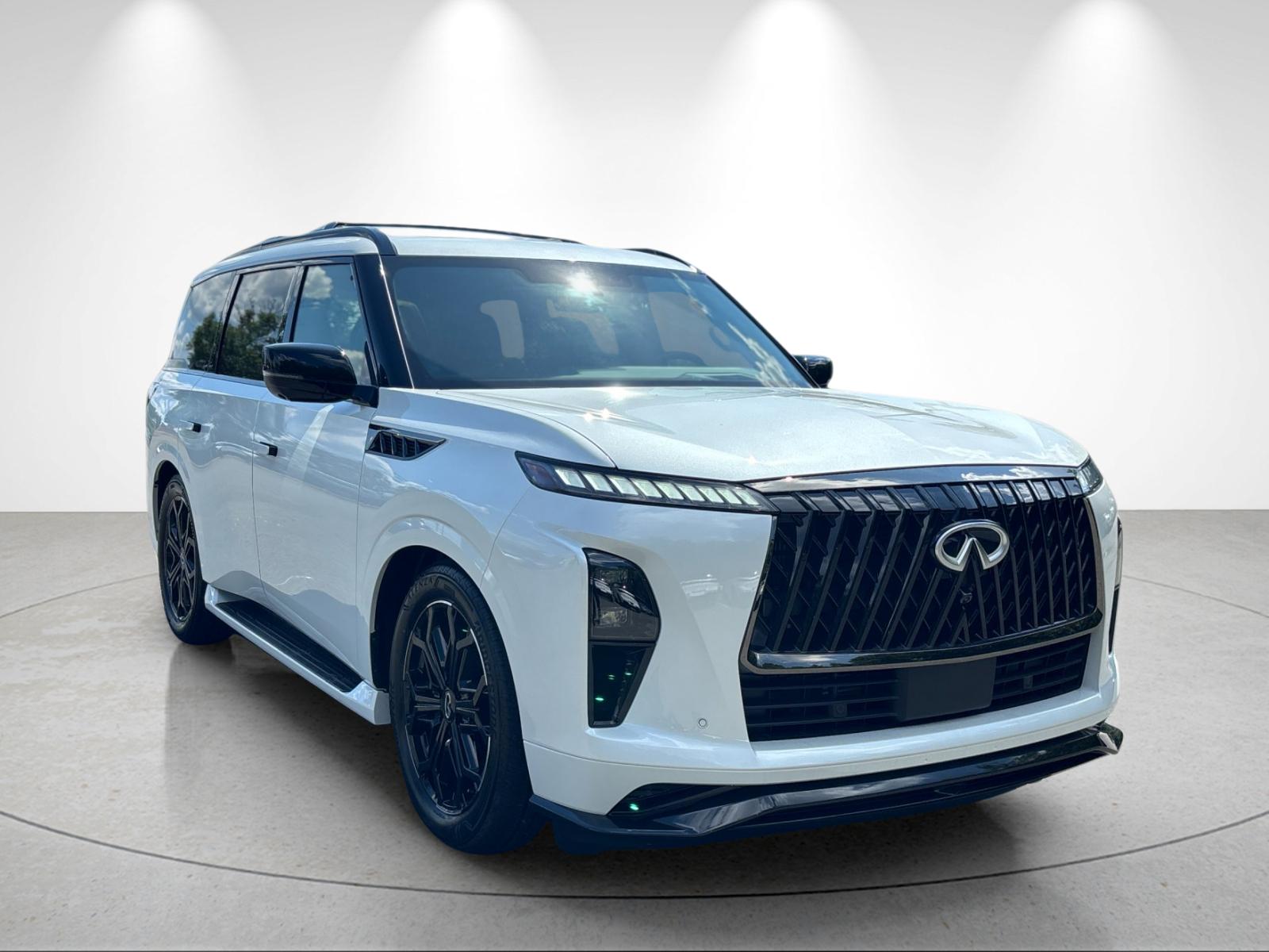 New 2027 RADIANT WHITE INFINITI Sport 4WD image 7
