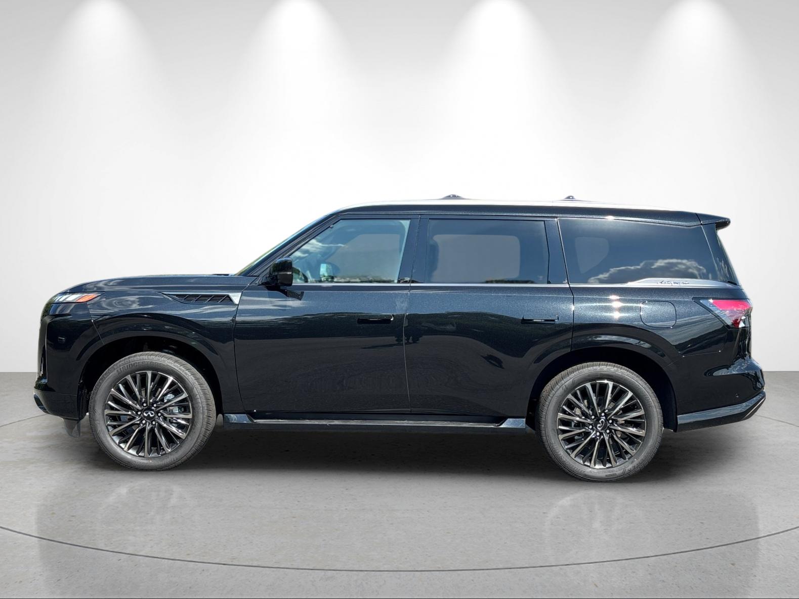 New 2027 MINERAL BLACK INFINITI Autograph 4WD image 2