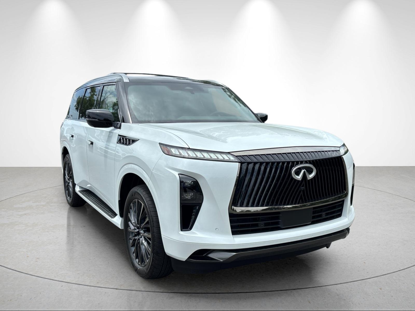 New 2027 2T RADIANT WHIT INFINITI Autograph 4WD image 7