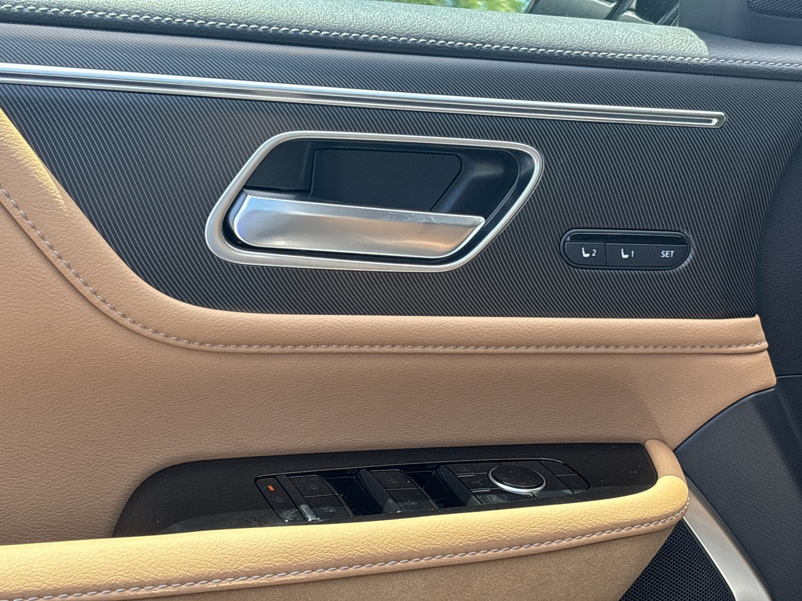 New 2027 DYNAMIC METAL INFINITI Luxe 4WD image 14