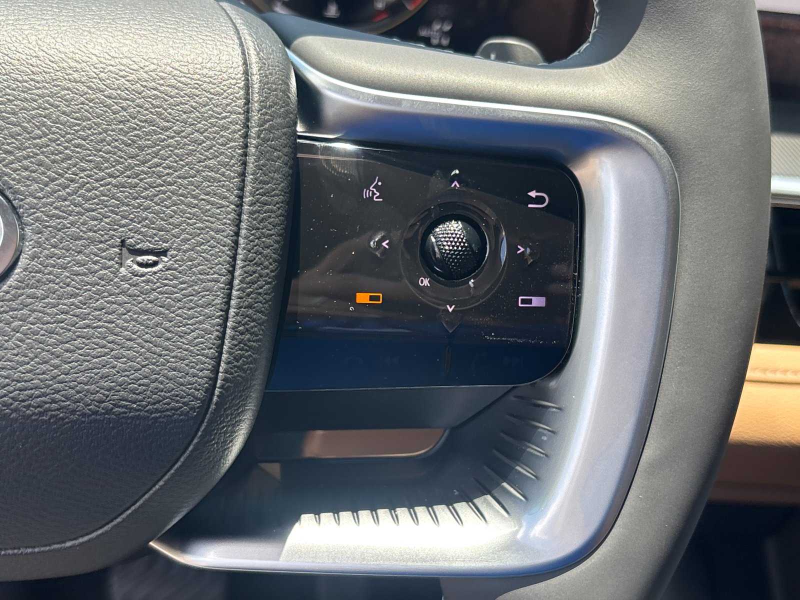New 2027 DYNAMIC METAL INFINITI Luxe 4WD image 20