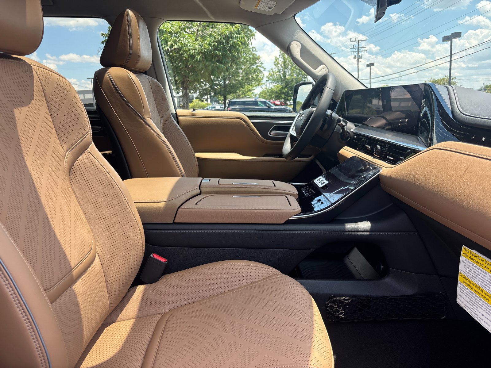 New 2027 DYNAMIC METAL INFINITI Luxe 4WD image 40