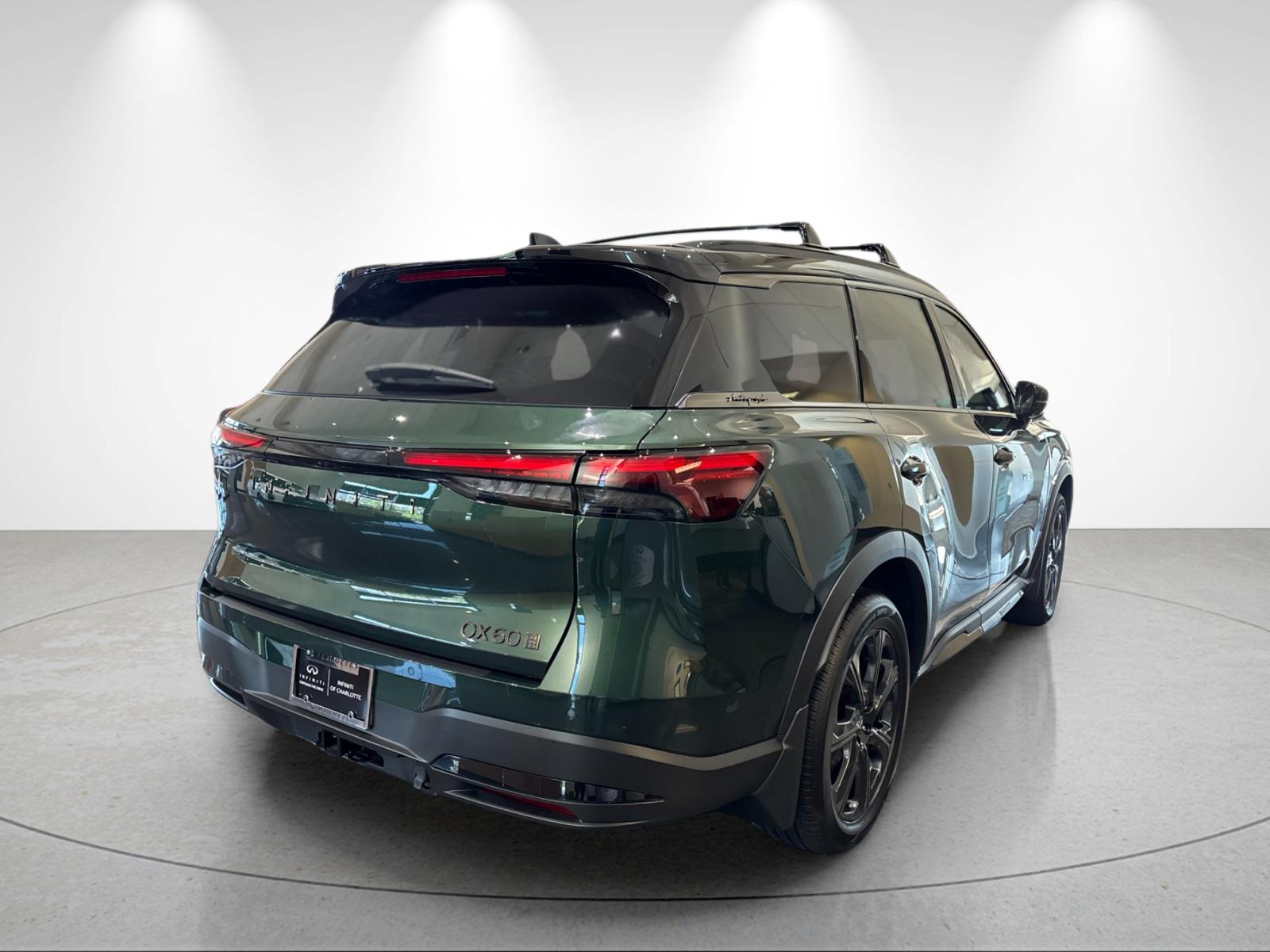 New 2026 2T DEEP EMRLD INFINITI Autograph AWD image 5