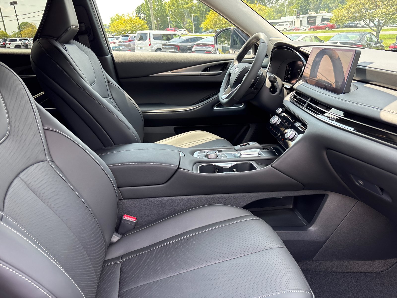 New 2027 MOONBOW BLUE INFINITI Luxe FWD image 41