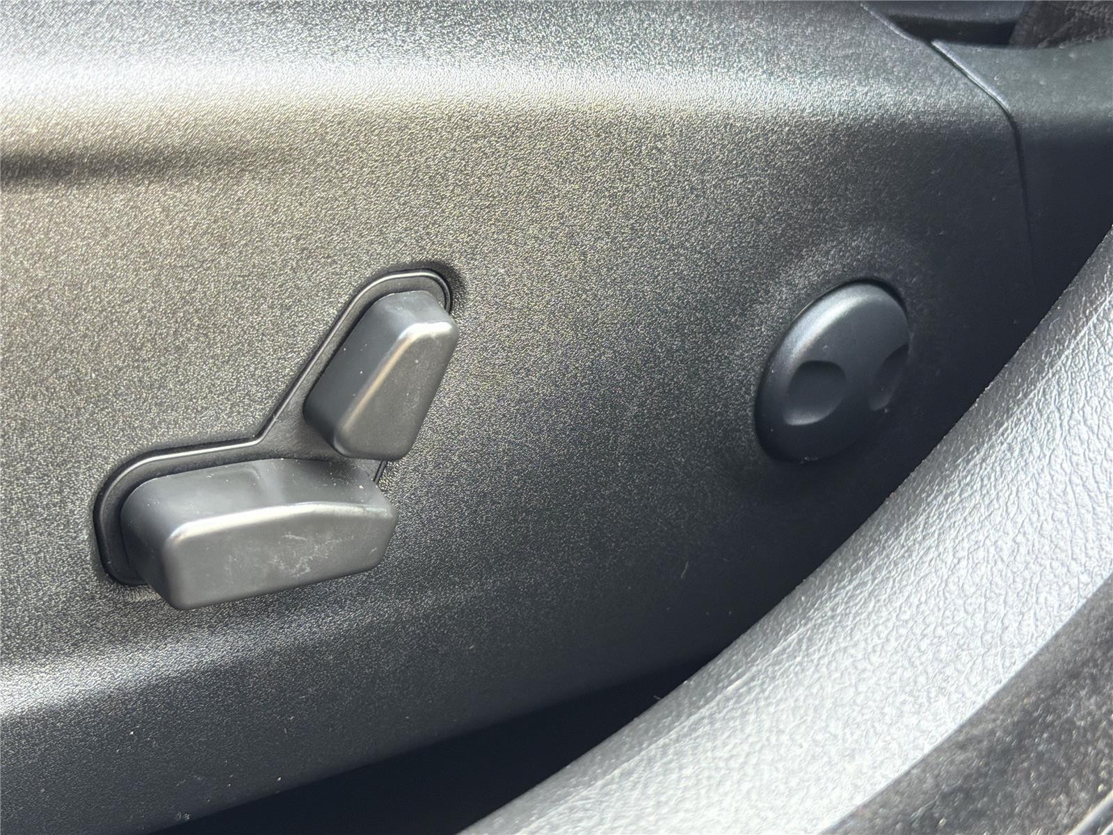 Used 2022 Pitch Black Clearcoat Dodge Scat Pack image 25