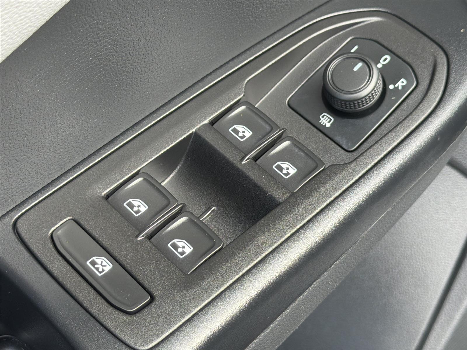Used 2023 Pure Gray Volkswagen SE image 23