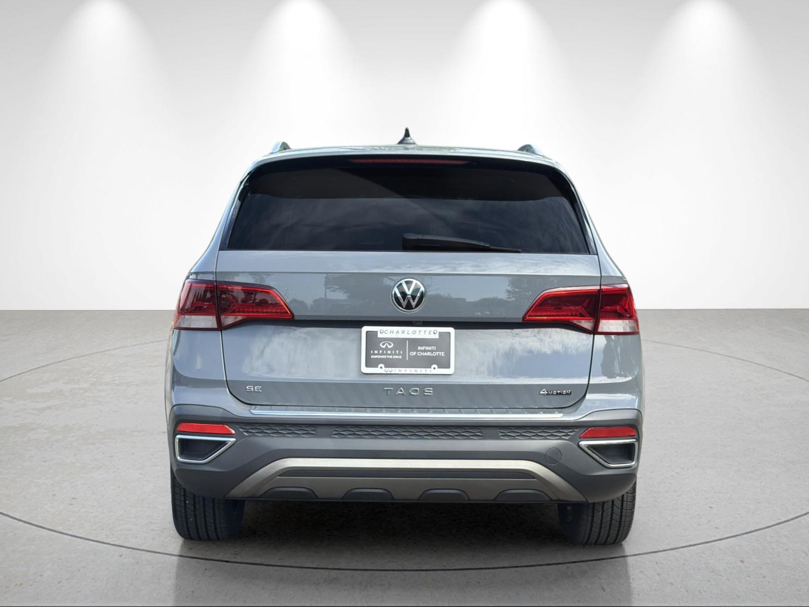 Used 2023 Pure Gray Volkswagen SE image 4
