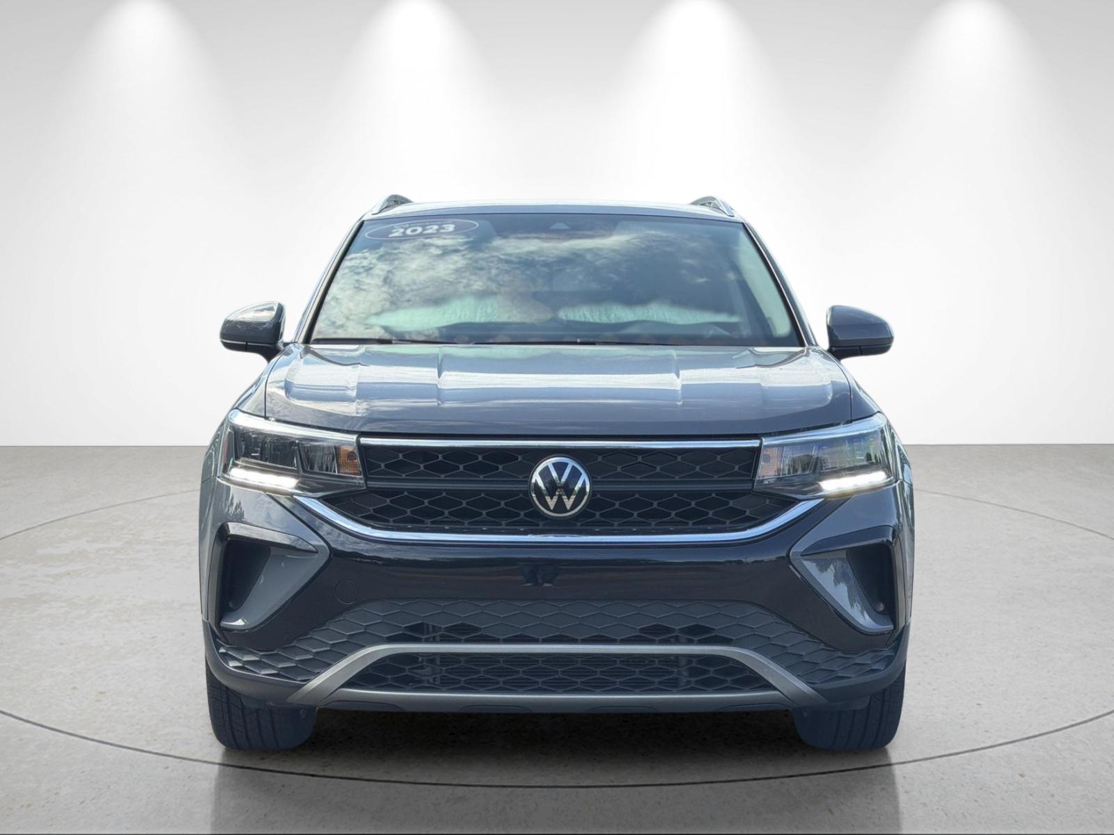 Used 2023 Pure Gray Volkswagen SE image 8