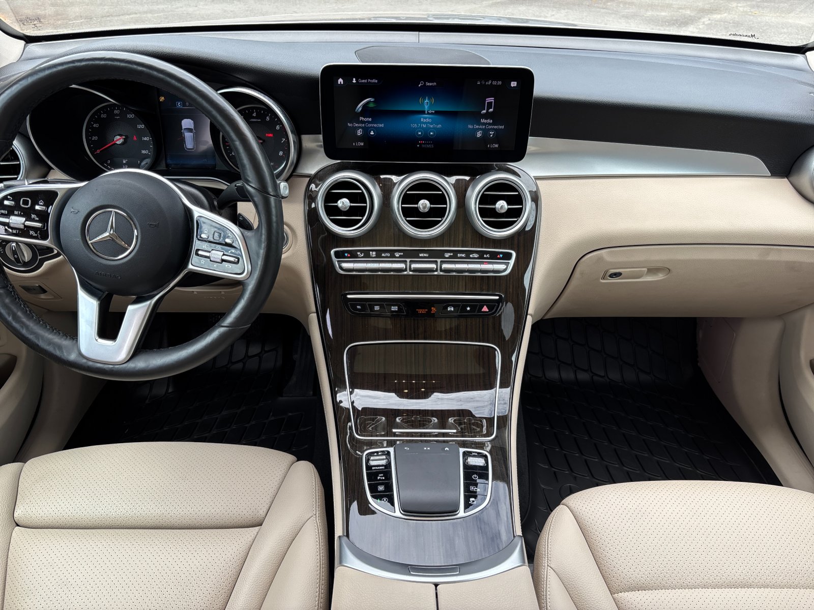 Used 2021 Mojave Silver Metallic Mercedes-Benz GLC 300 image 34