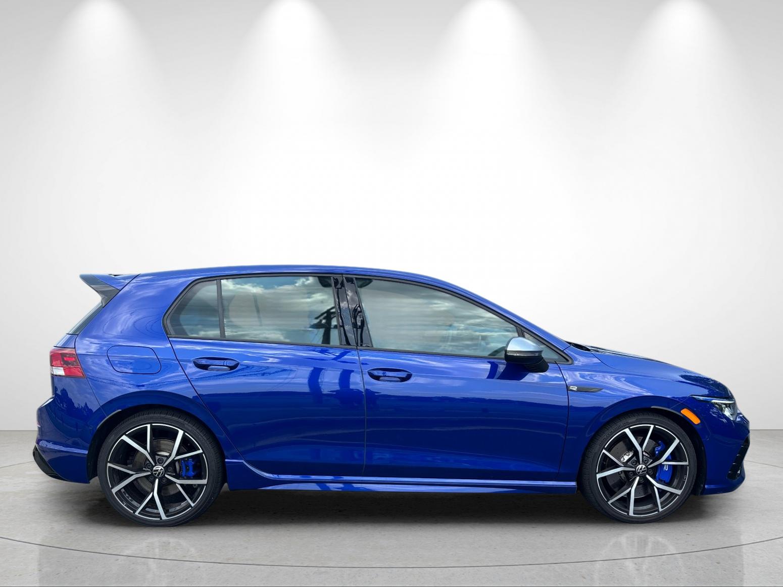 Used 2024 Lapiz Blue Metallic Volkswagen SUN image 6