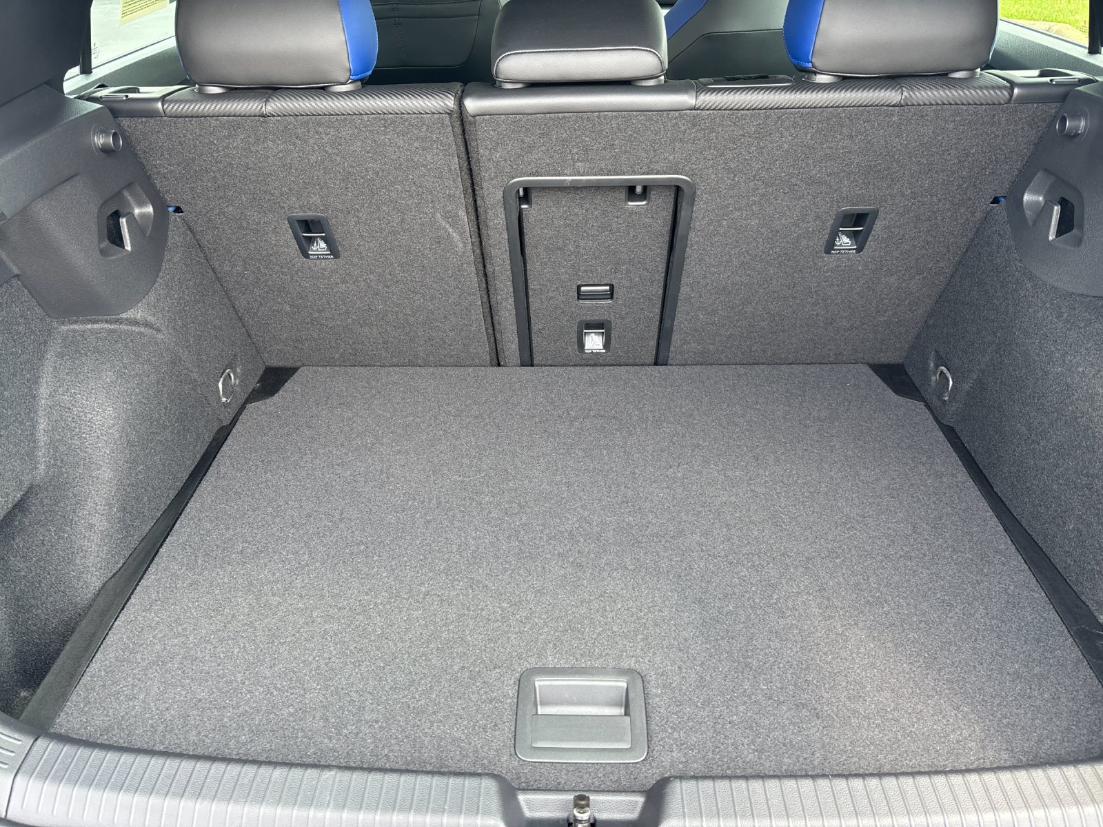 Used 2024 Lapiz Blue Metallic Volkswagen SUN image 36