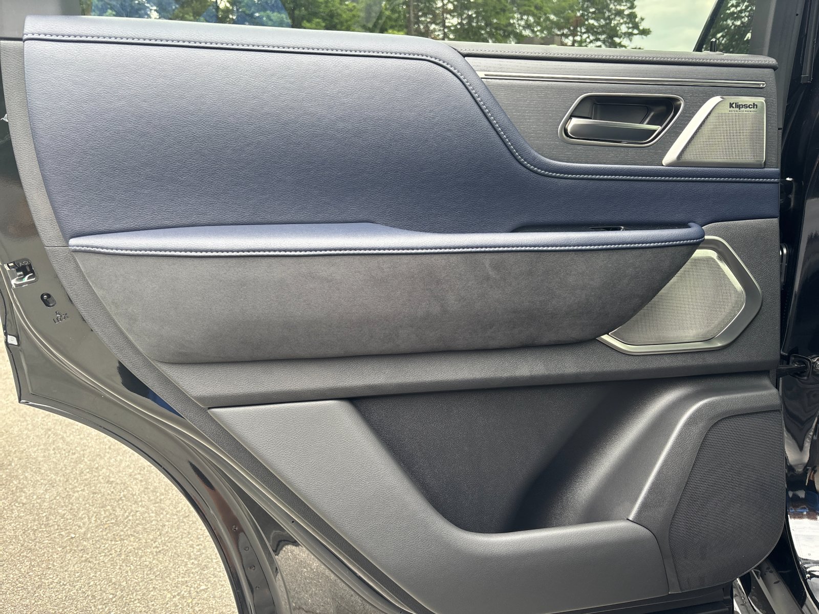 New 2027 MINERAL BLACK INFINITI Sport 4WD image 22