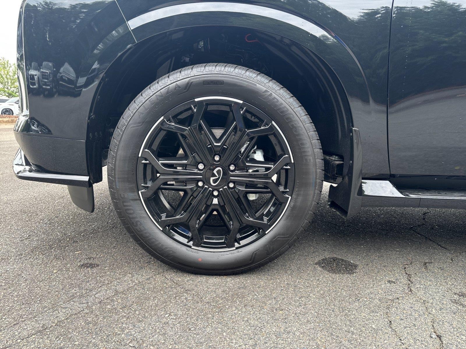 New 2027 MINERAL BLACK INFINITI Sport 4WD image 4