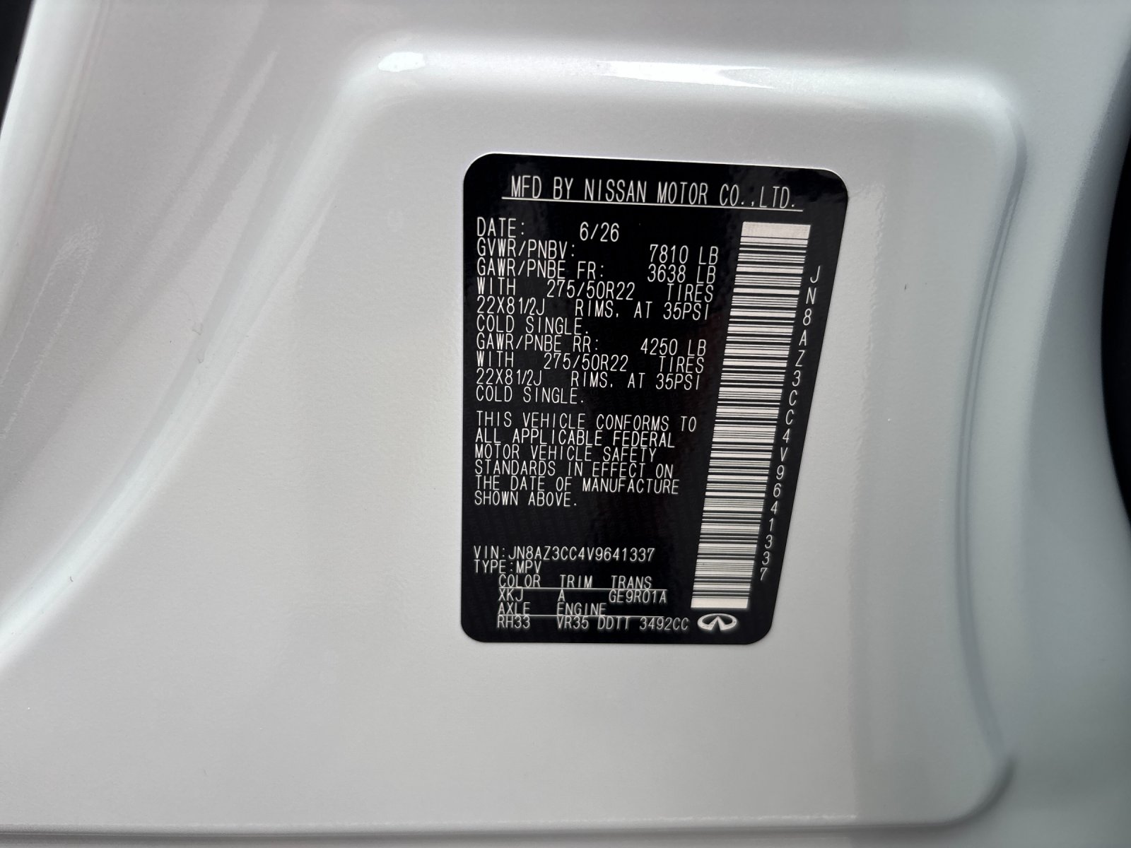 New 2027 2T RADIANT WHIT INFINITI Autograph 4WD image 12