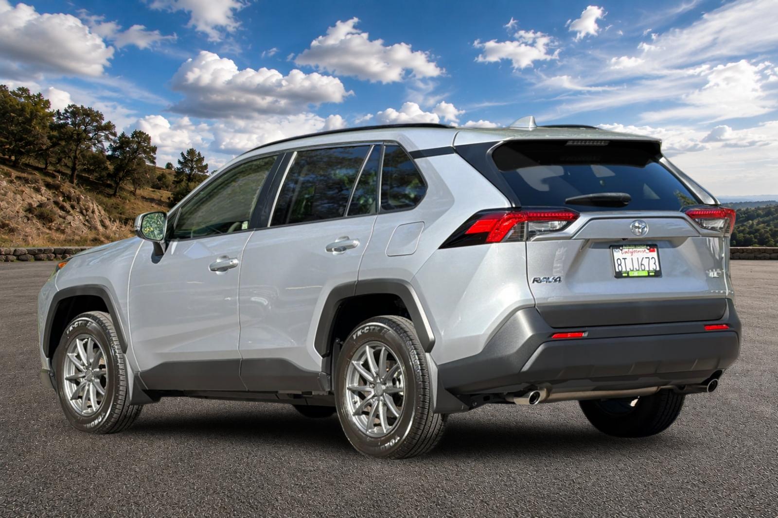 Used 2021 Silver Sky Metallic Toyota LE image 7