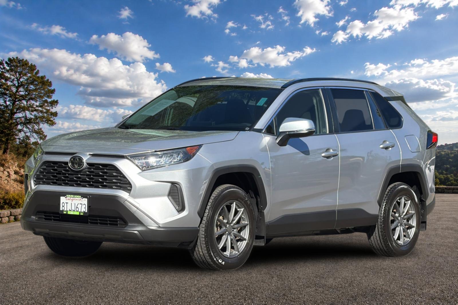 Used 2021 Silver Sky Metallic Toyota LE image 9