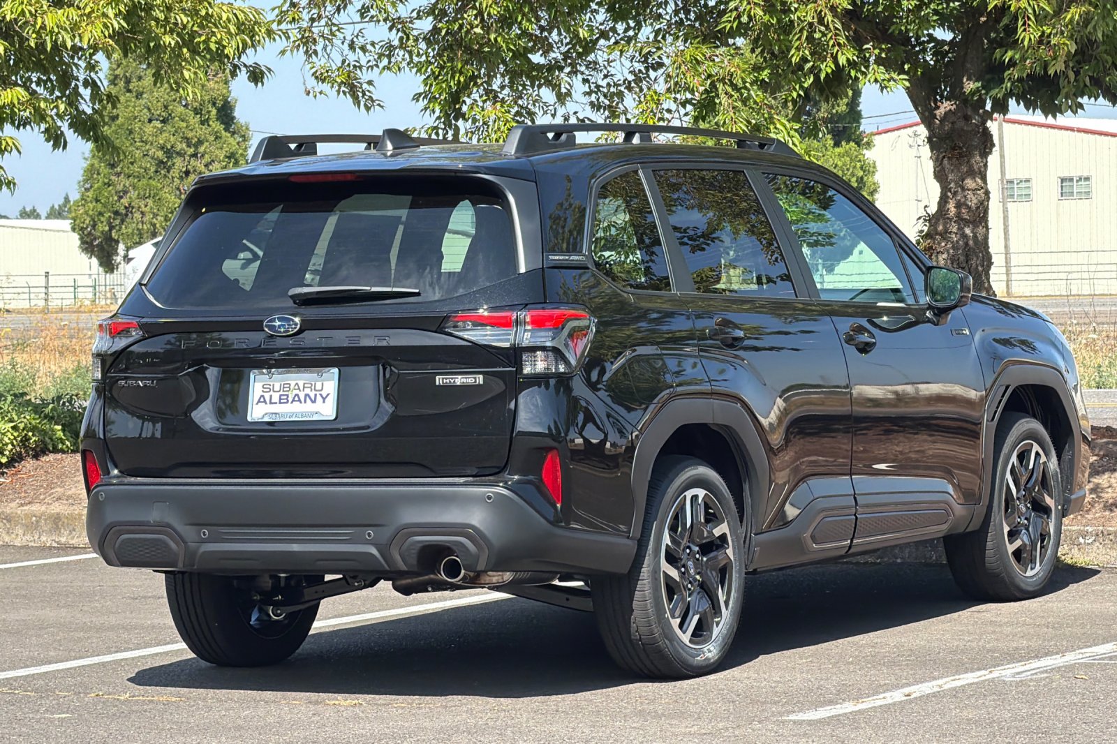 New 2026 CRYSTAL BLACK SILICA Subaru Limited Hybrid image 4