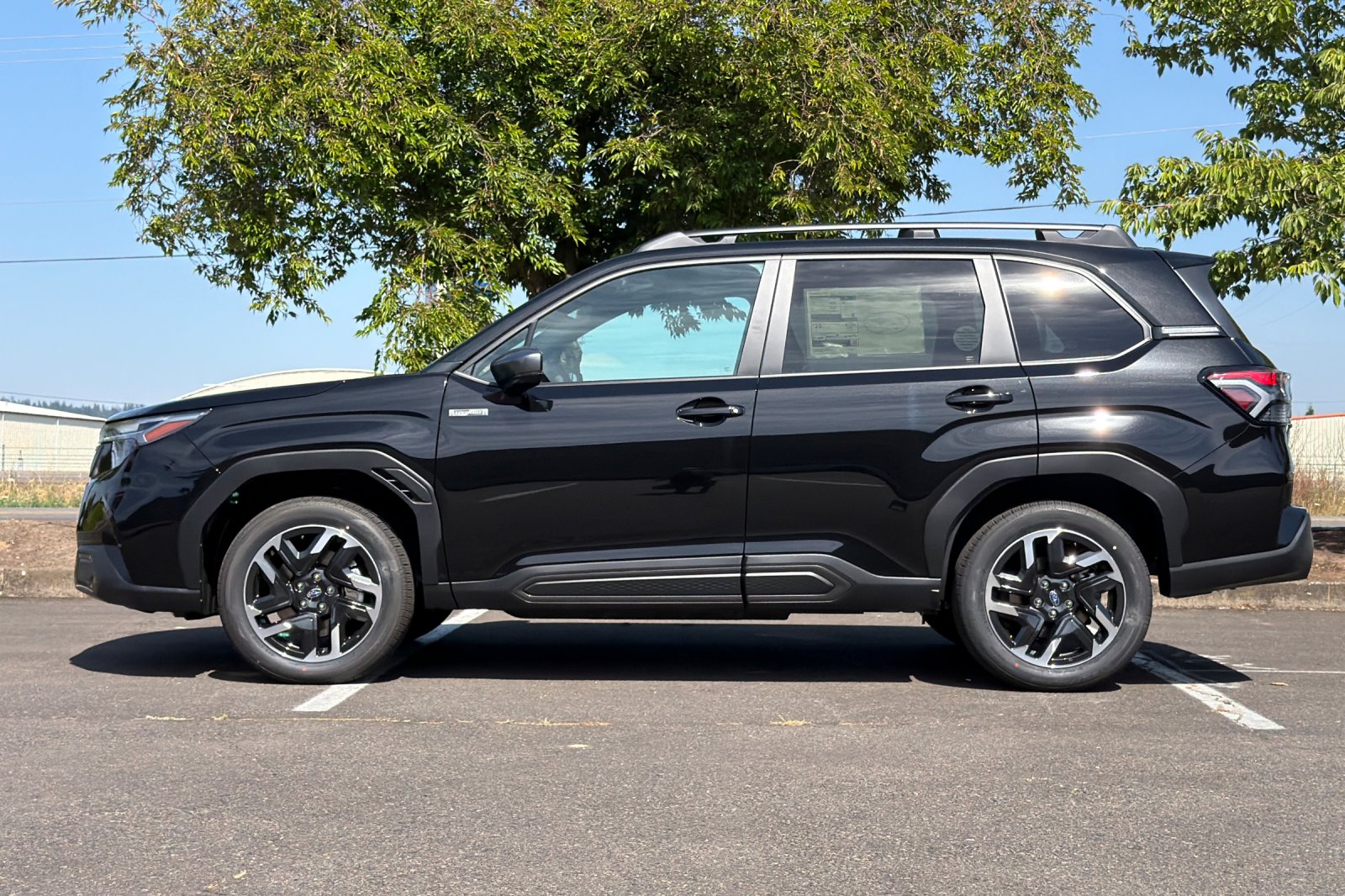New 2026 CRYSTAL BLACK SILICA Subaru Limited Hybrid image 7