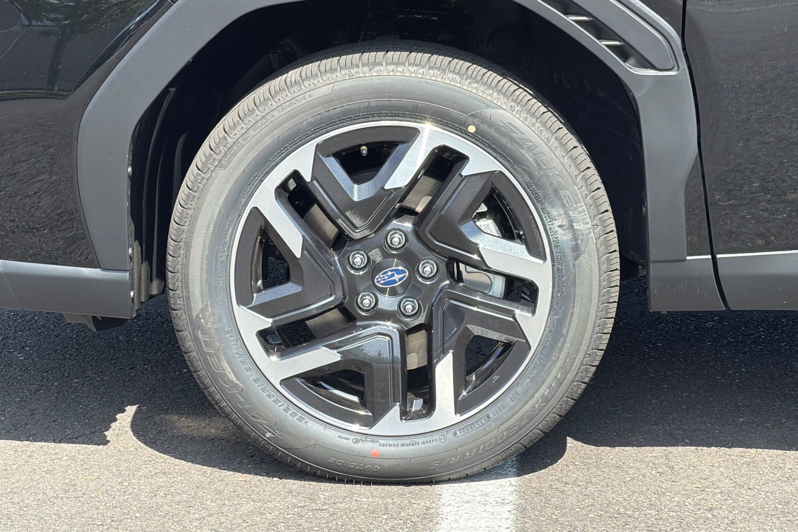 New 2026 CRYSTAL BLACK SILICA Subaru Limited Hybrid image 26