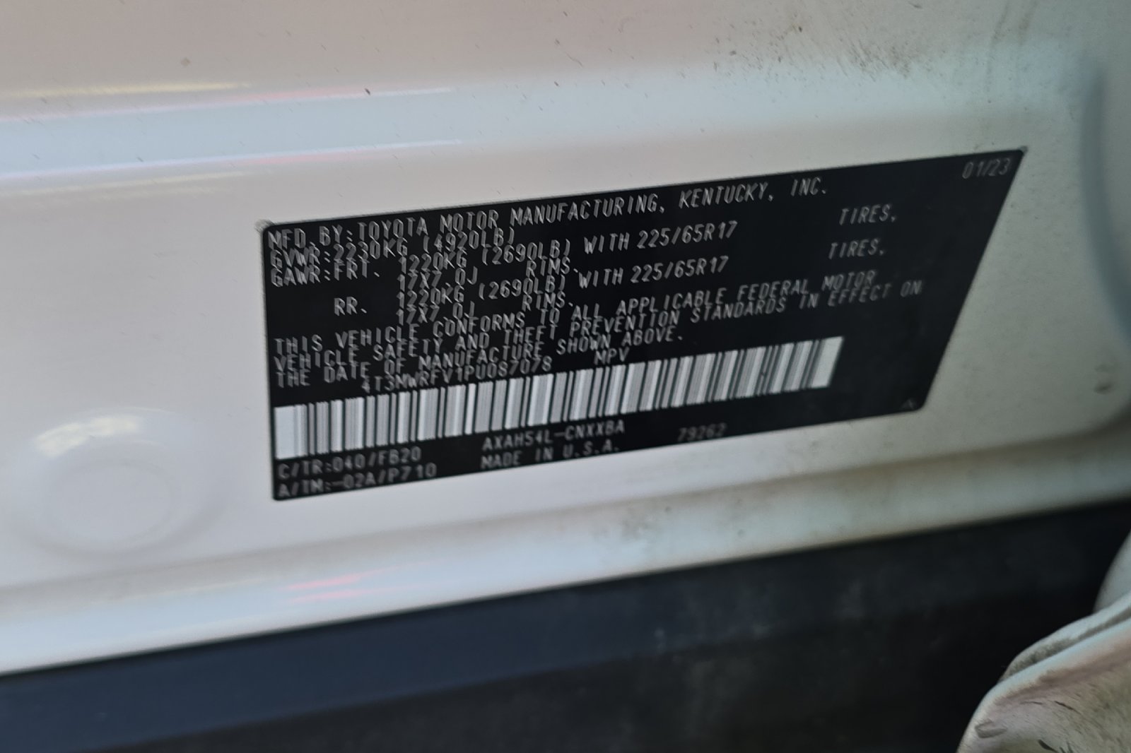 Used 2023 White Toyota LE image 24
