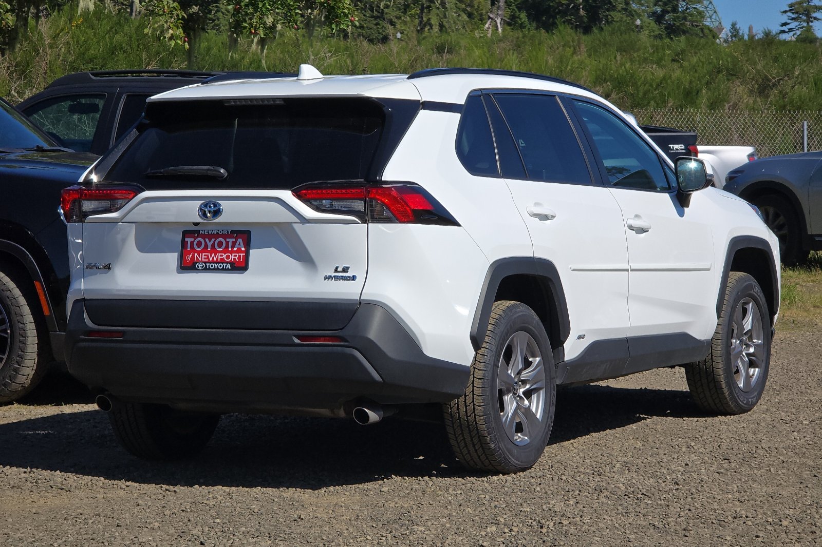 Used 2023 White Toyota LE image 4