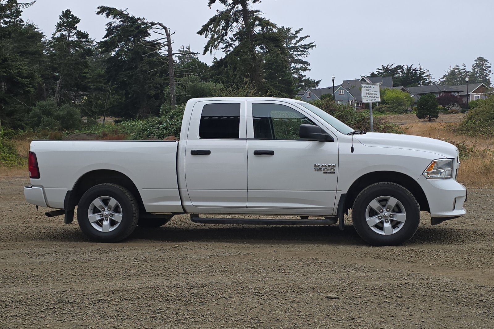 Used 2019 White Ram Express image 3