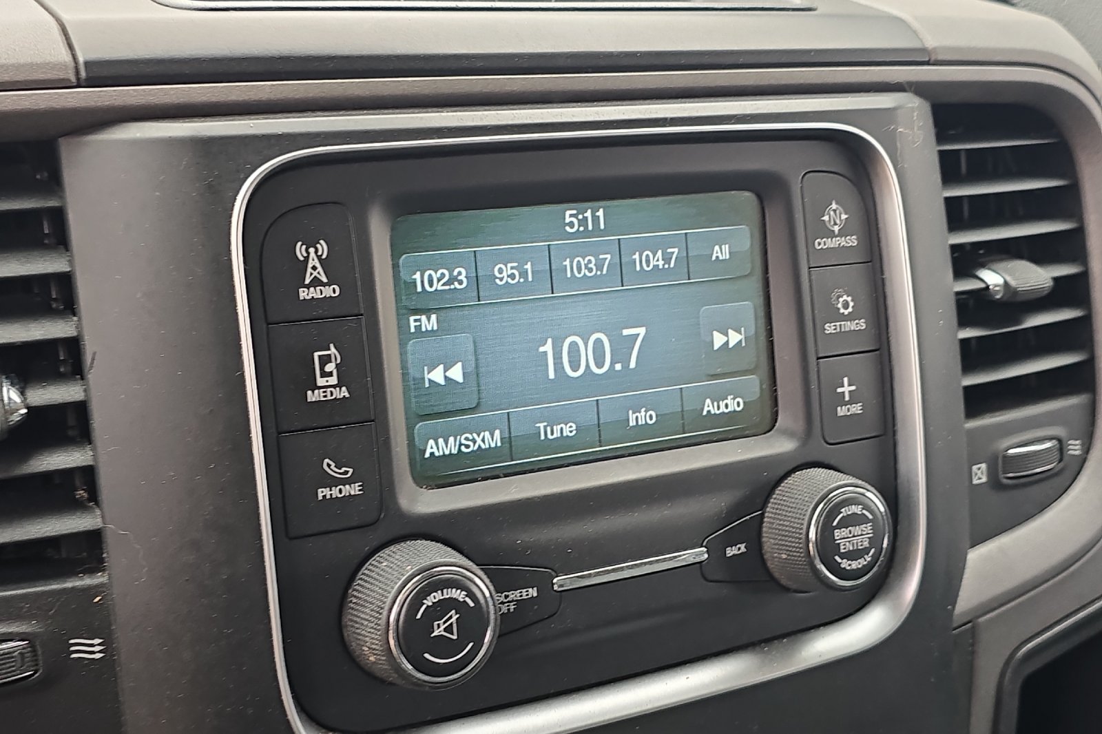Used 2019 White Ram Express image 22