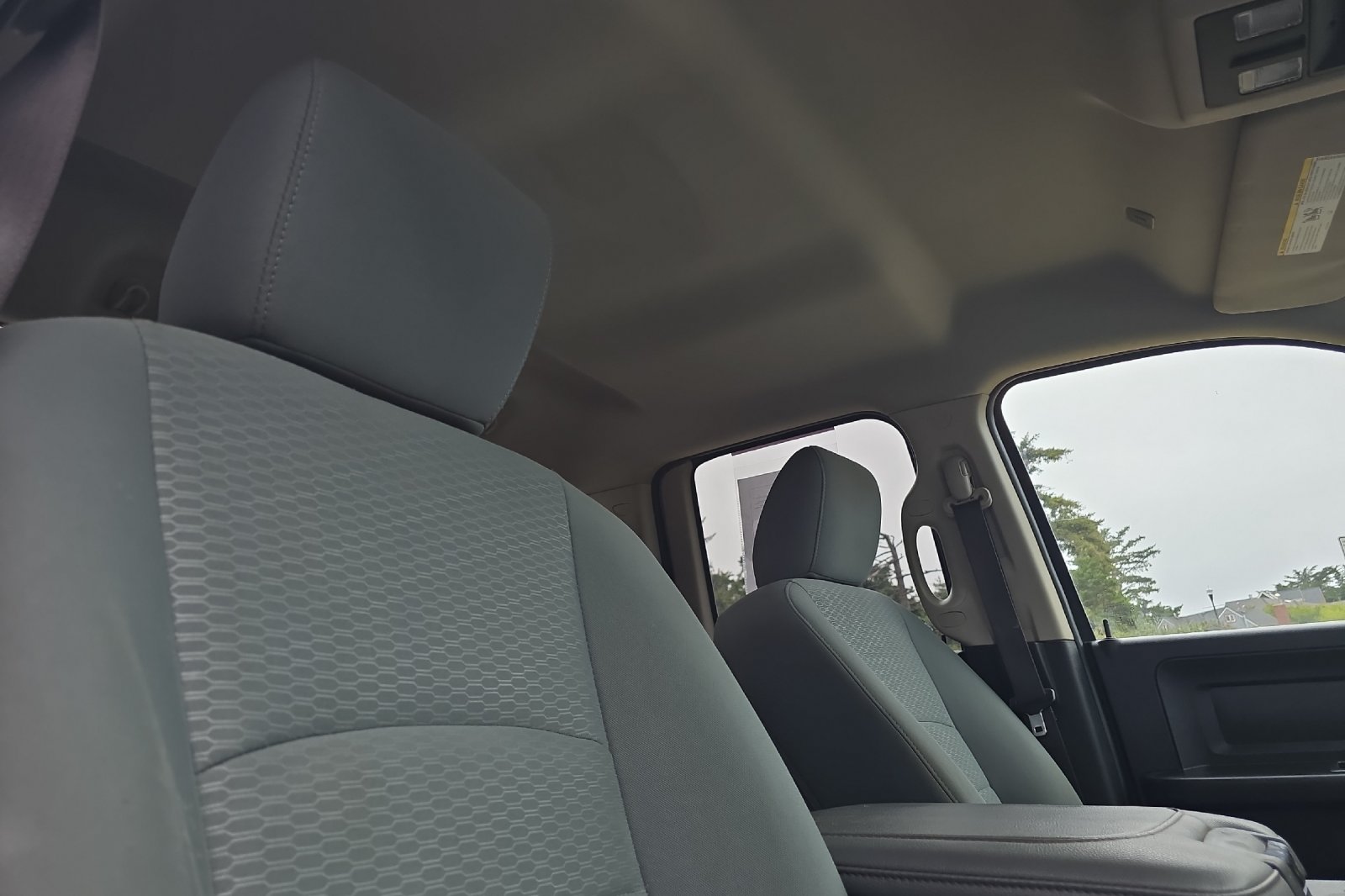 Used 2019 White Ram Express image 13