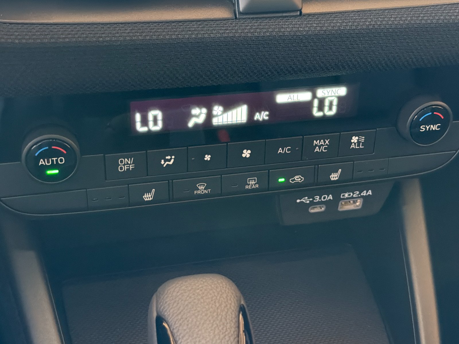 New 2026 SAPPHIRE BLUE PEARL Subaru Premium image 20